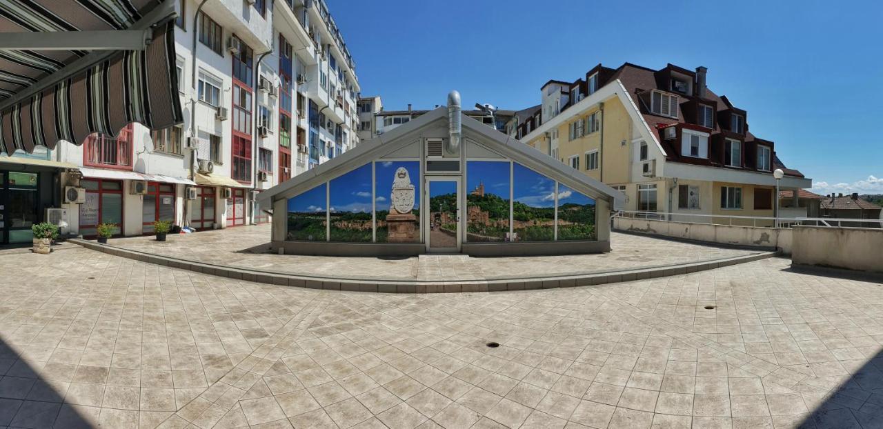 Cozy Studio Near The Park With Huge Verandah. Велико Търново Екстериор снимка